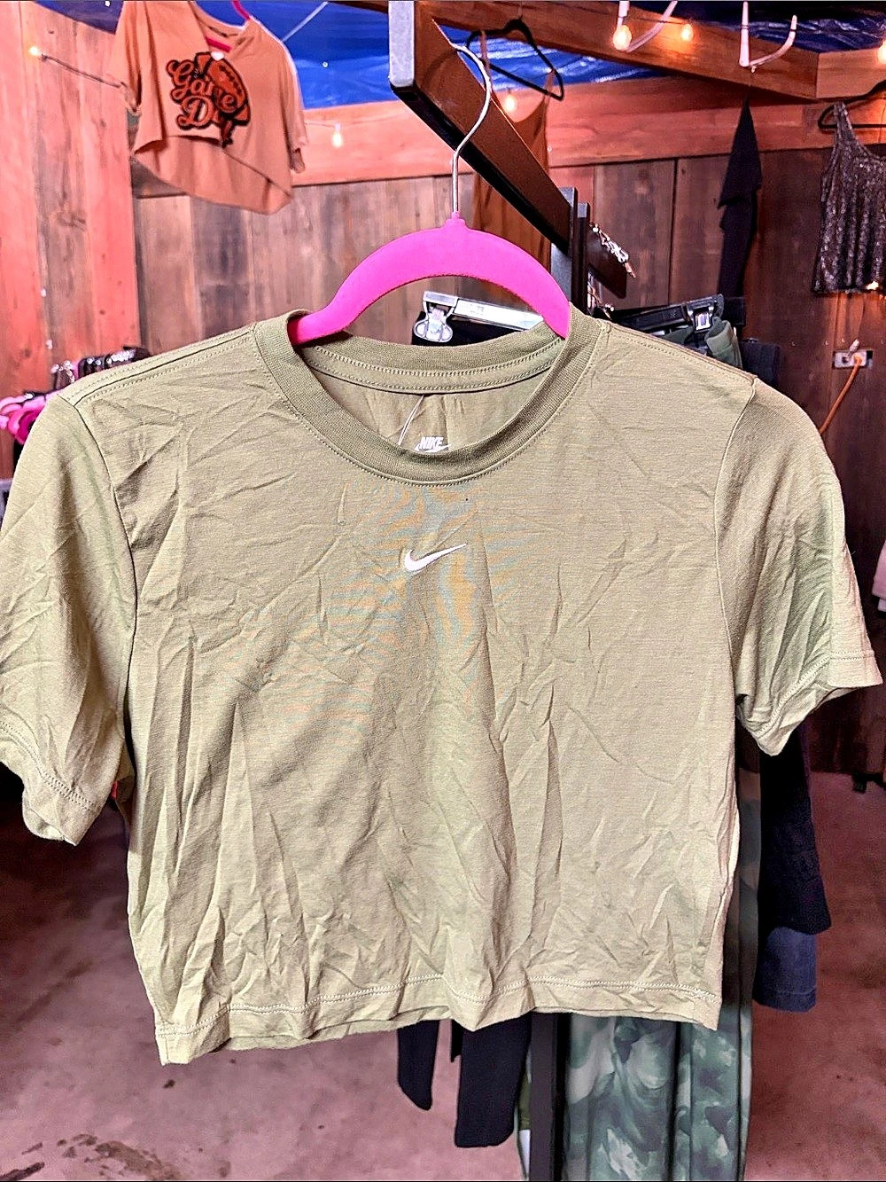 Nike Sportswear Essentials Slim Cropped T-Shirt Green Medium